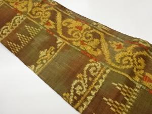 じゅらく製　手織り紬縞に抽象花唐草模様織出し名古屋帯